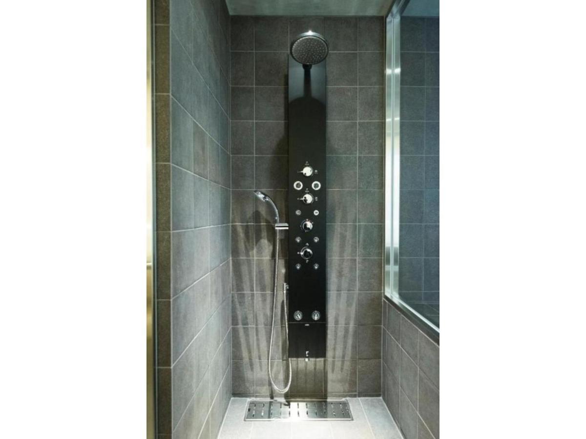En 3*